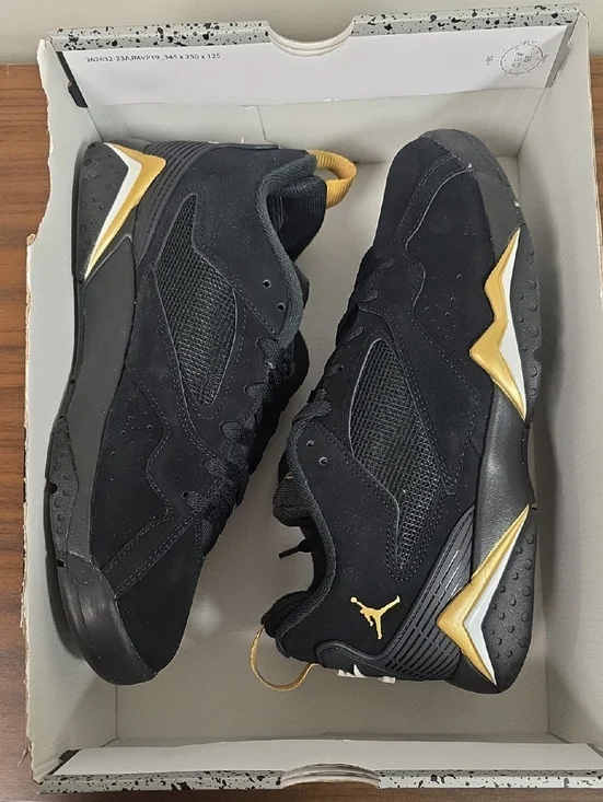 Jordan MVP 92 Black/Metallic Gold Men's 10 HQ3950-007 New